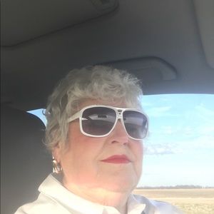 Meet your Posher, Sheila